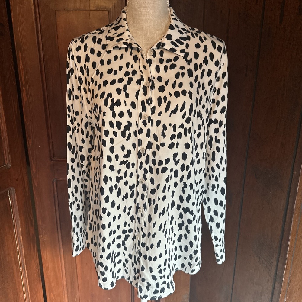 Womens Chicos Long Sleeve Top Size 1 (8/10) Black And White Cheetah Print EUC